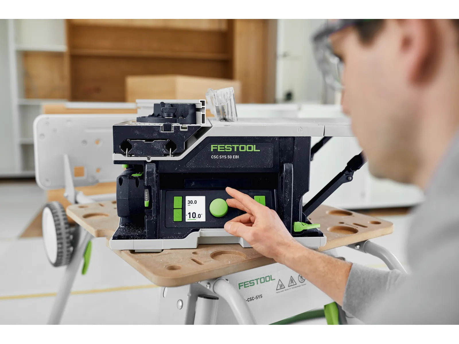 Scie sur Table sans Fil Festool CSC SYS 50 - Compacte et Précise avec Système de Batterie Double 2x18V - Image 7