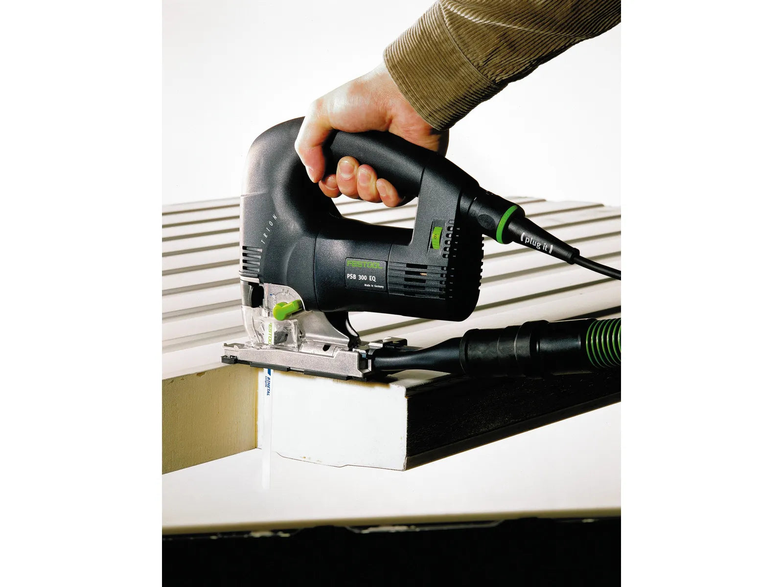 Scie Sauteuse Pendulaire TRION PSB 300 EQ-Plus - N°576047 - Puissante et Ergonomique - Image 4