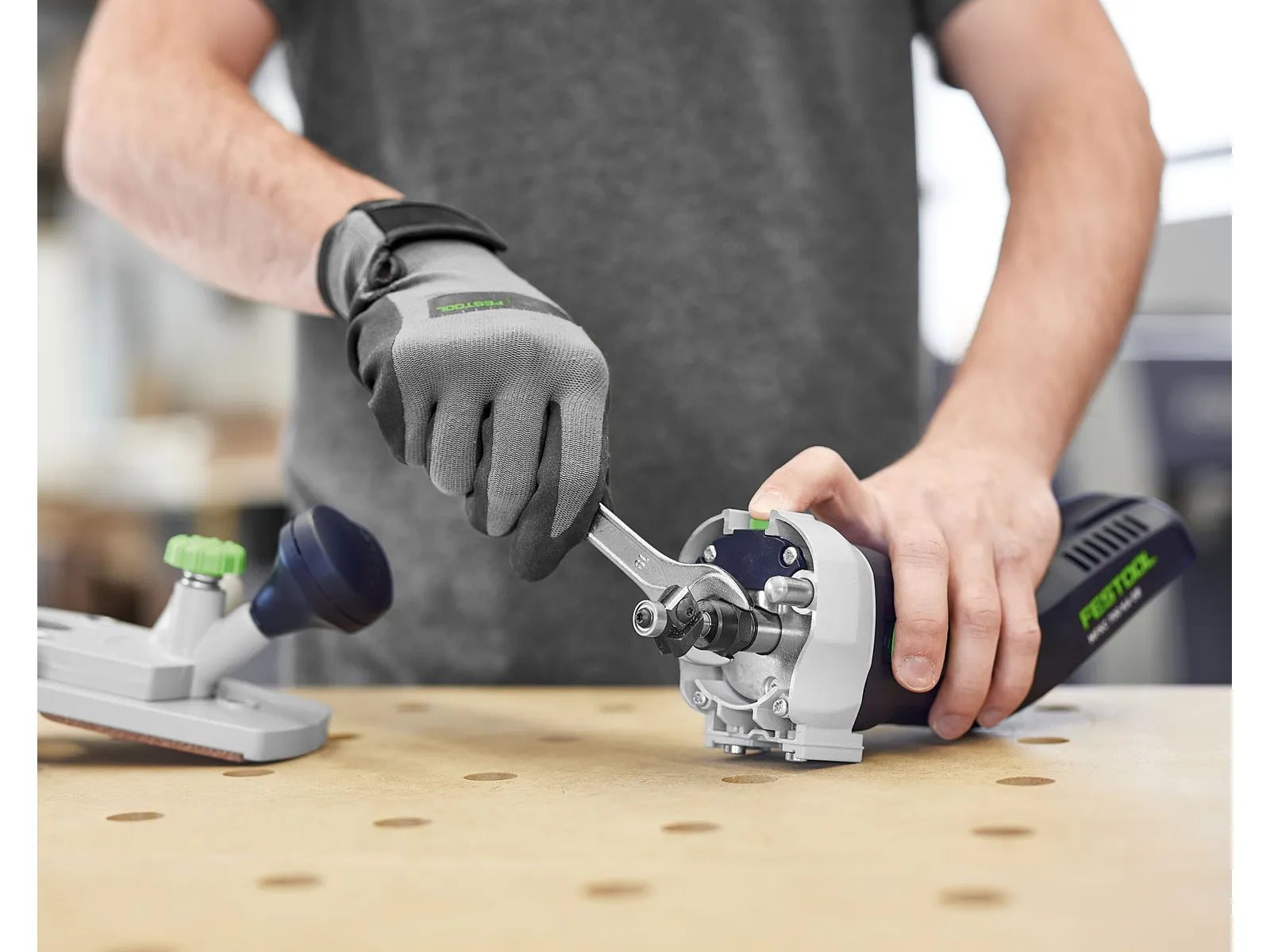 Festool MFKC 700 KA EB-Basic - Défonceuse d'arête sans fil avec moteur EC-TEC - Image 2
