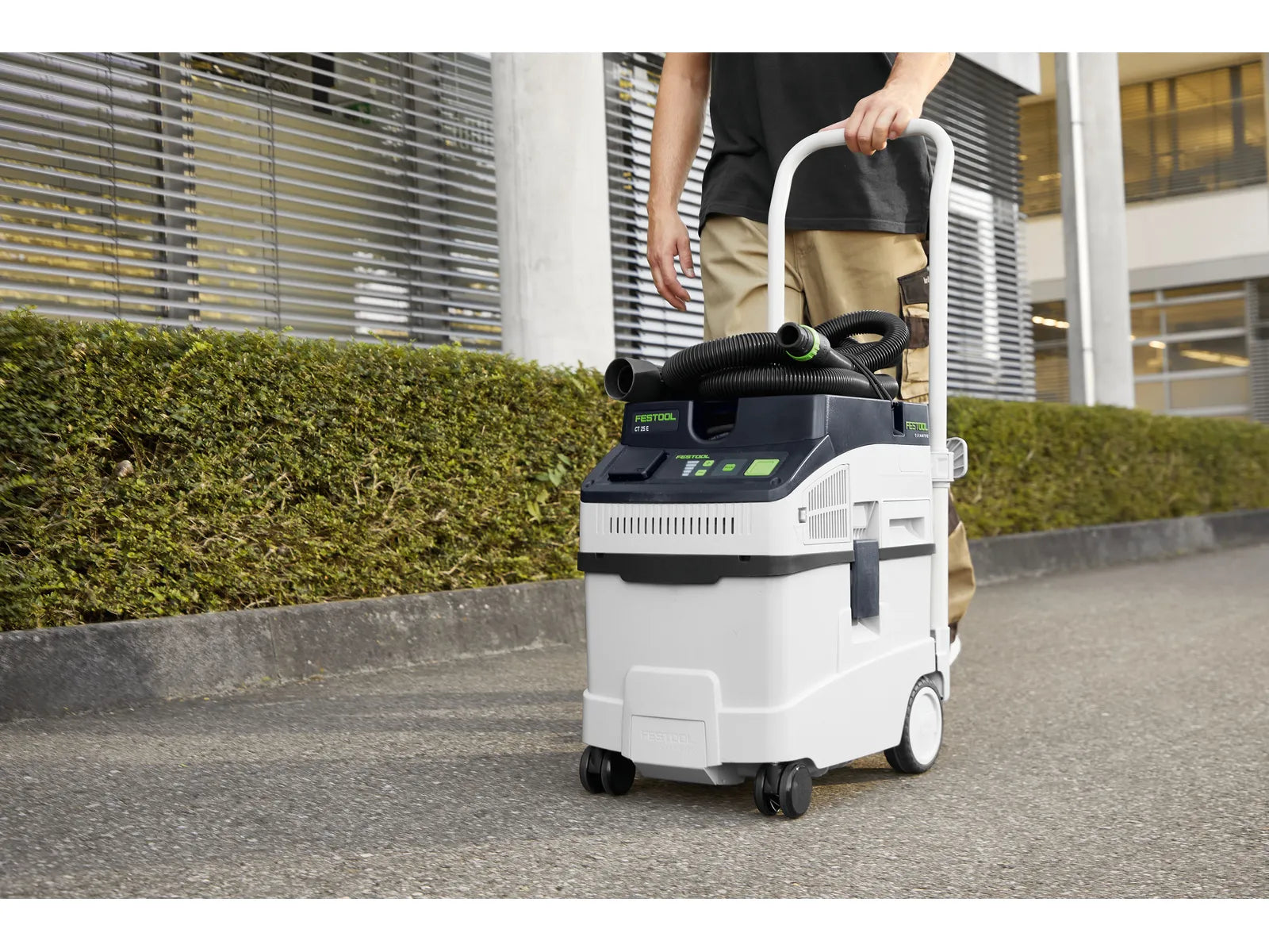 Aspirateur mobile CLEANTEC CT 25 E 577498 - Idéal pour les grands volumes de poussière et de saleté - Image 7
