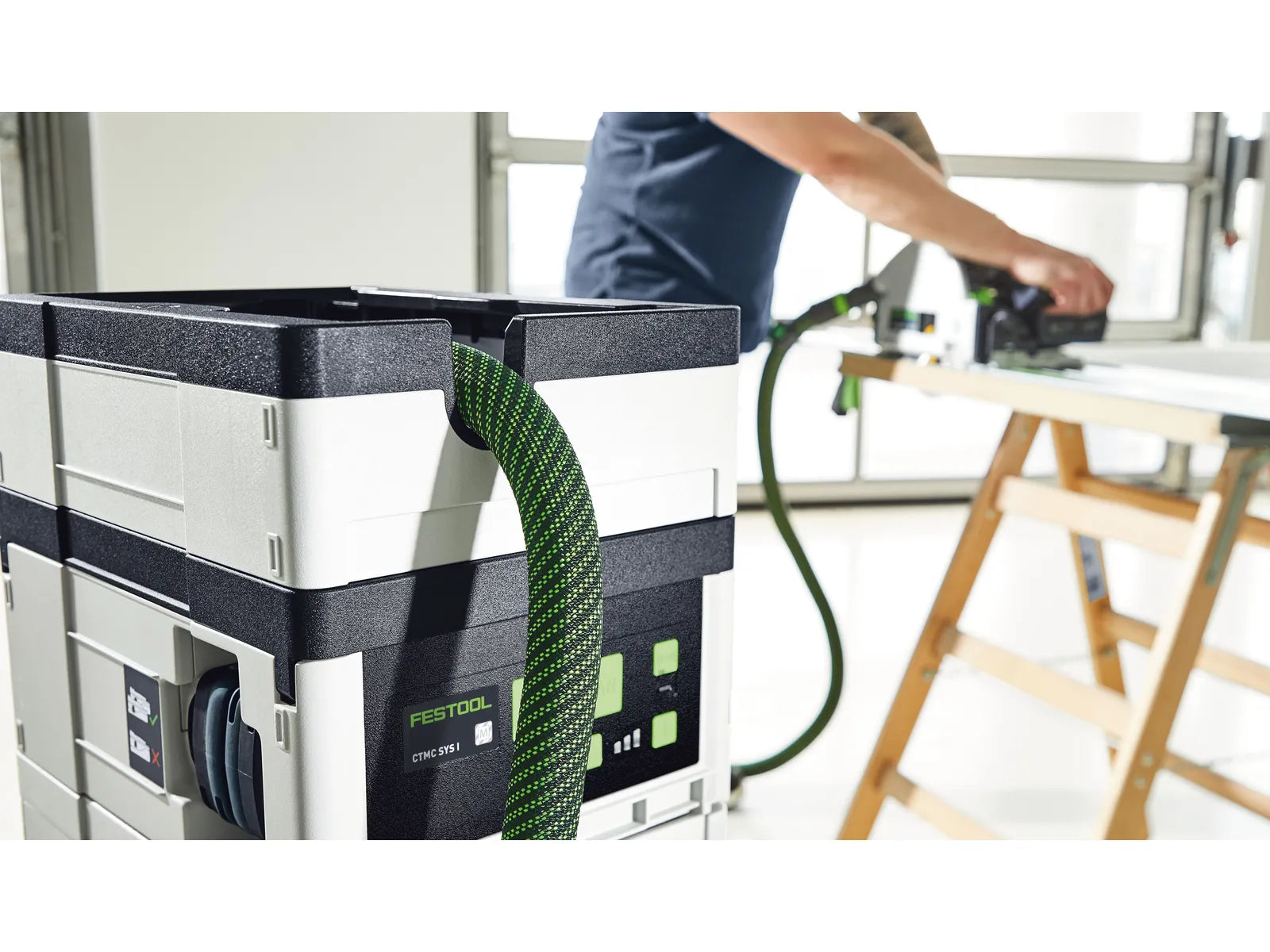 Aspirateur Mobile sans Fil CLEANTEC CTLC SYS - Numéro de Modèle 576936 - Image 2