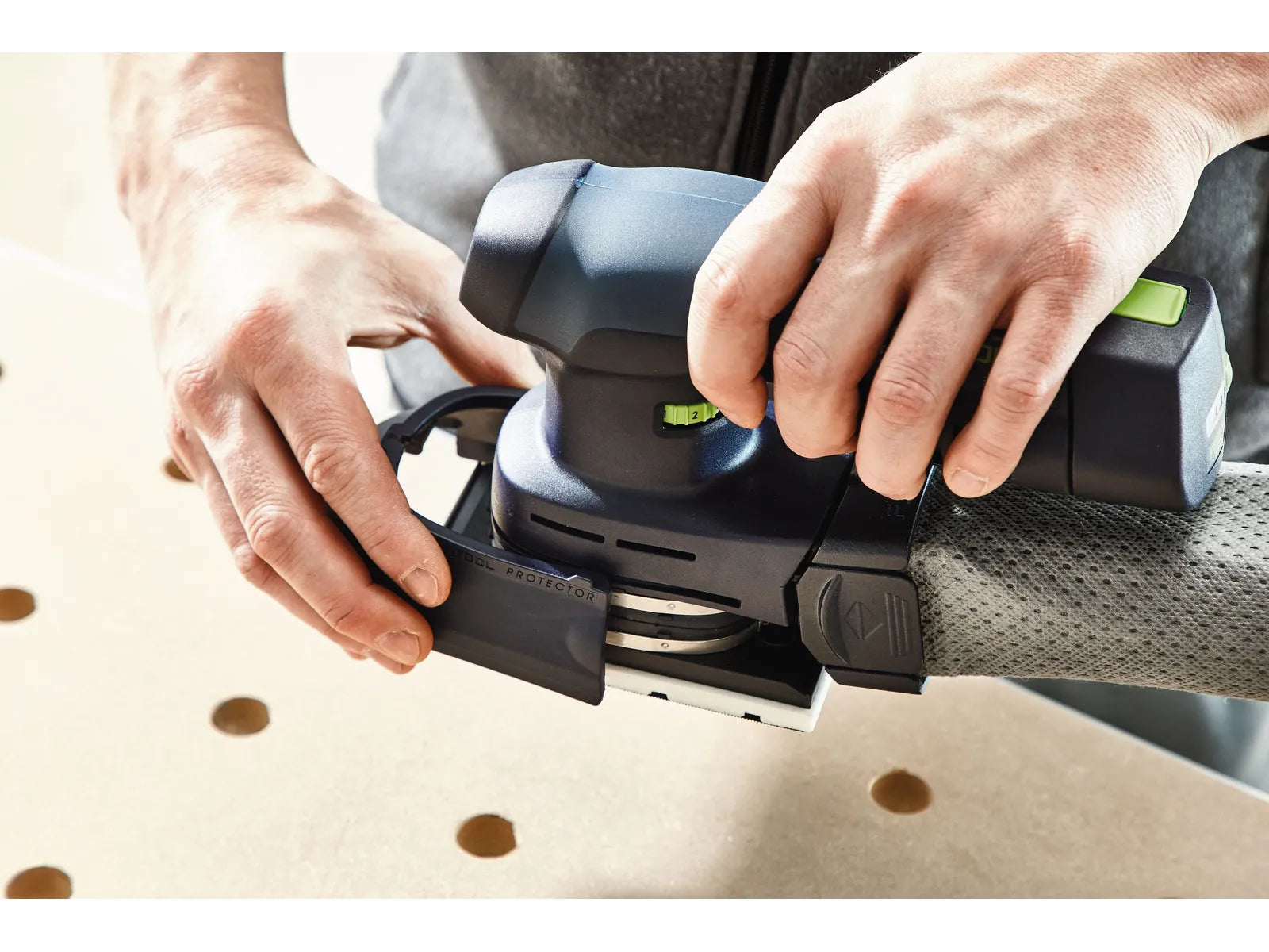 Ponceuse Orbitale Sans Fil Festool RTSC 400 - 576347 - Puissante et Légère - Image 9
