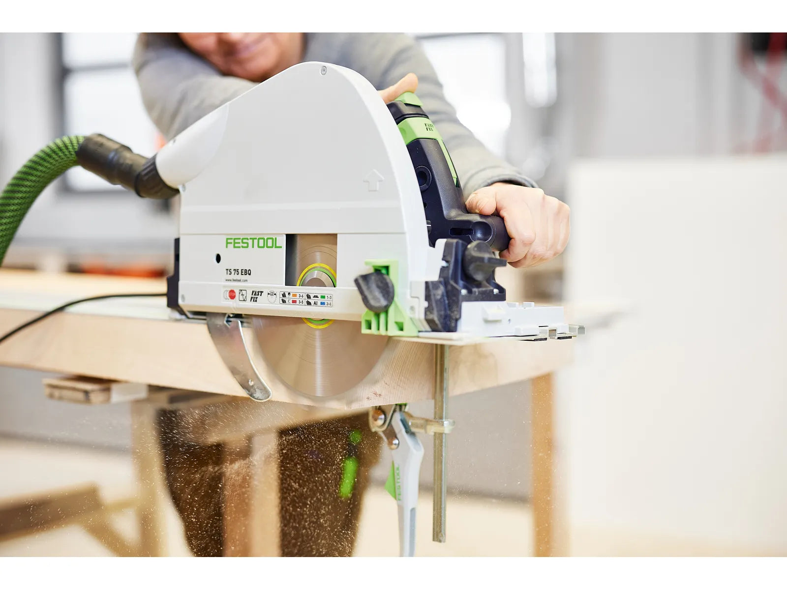 Scie Plongeante Festool TS 75 - Modèle 576110 - Profondeur de Coupe jusqu'à 75mm - Image 1