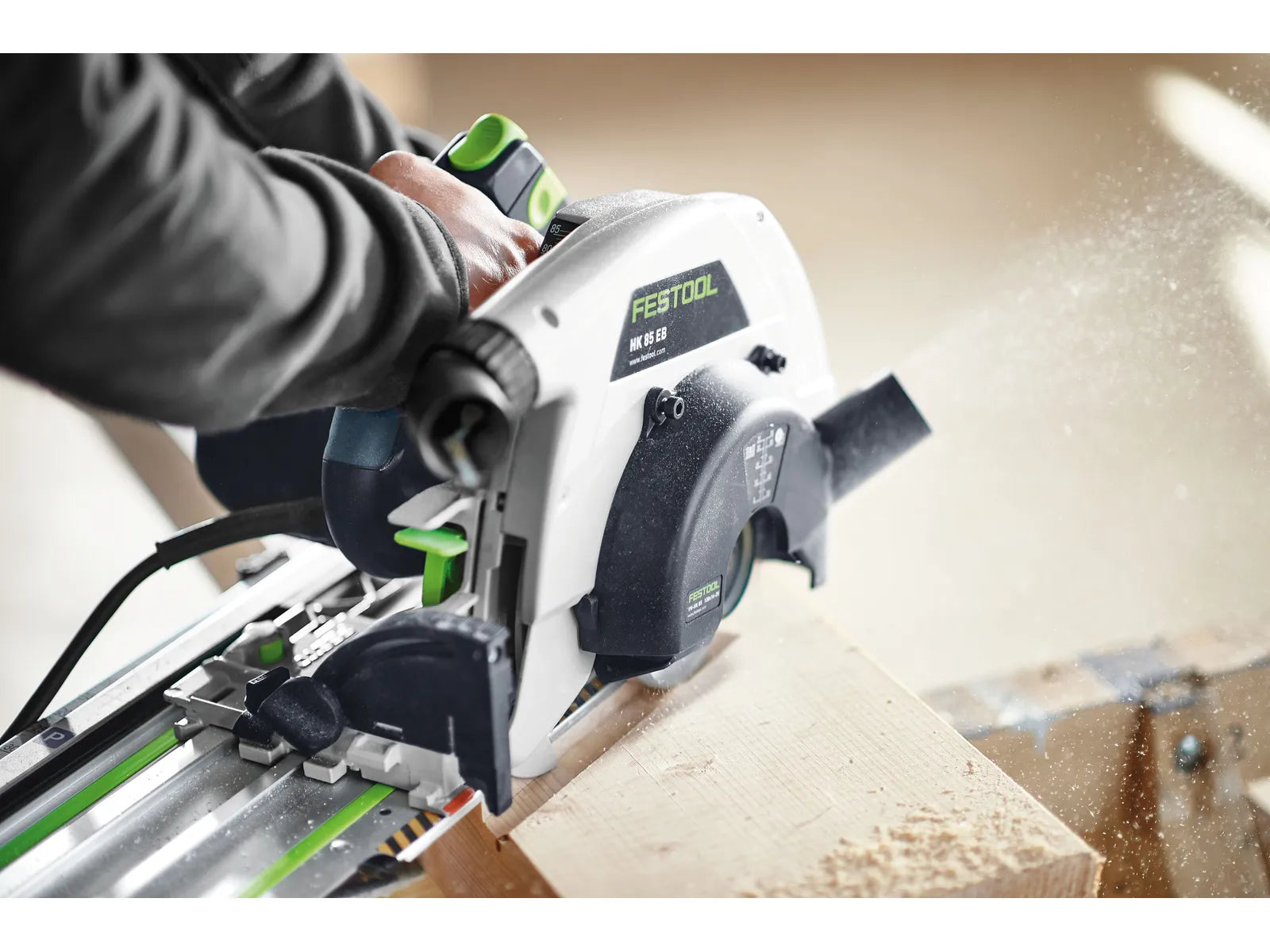 Scie Circulaire Festool HK 85, Modèle 576147 - Puissante et Polyvalente, Idéale pour la Construction en Bois - Image 10
