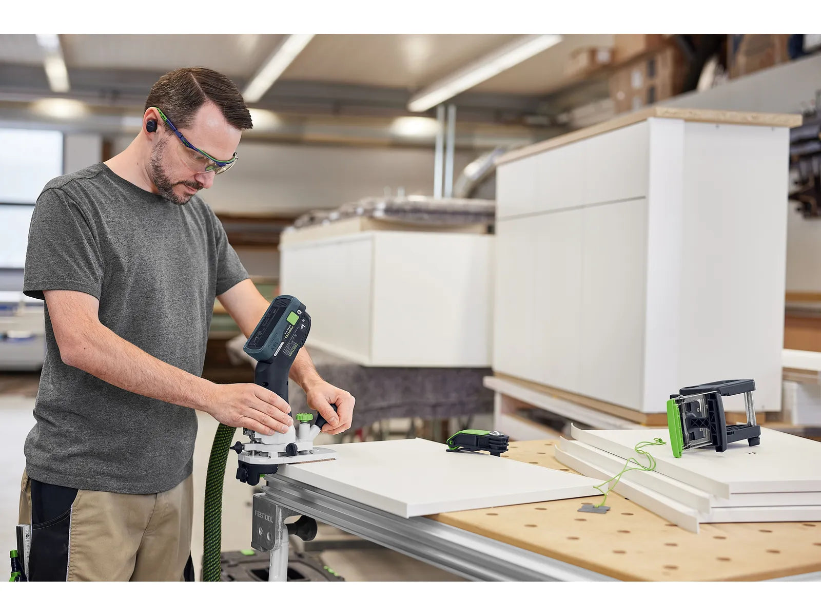 Festool MFKC 700 KA EB-Basic - Défonceuse d'arête sans fil avec moteur EC-TEC - Image 4