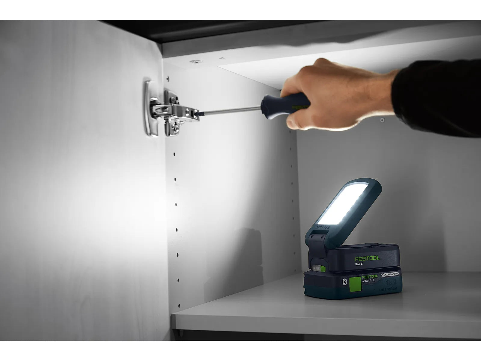 Lampe de Travail Sans Fil Festool SYSLITE KAL C, Numéro de Modèle 578128, Lumière Naturelle, 1200 Lumens - Image 3