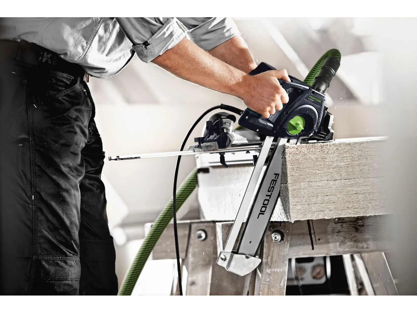 Scie à épée Festool IS 330 EB 575979 - Spécialiste de la découpe des matériaux isolants avec une profondeur de coupe de 330 mm - Image 5