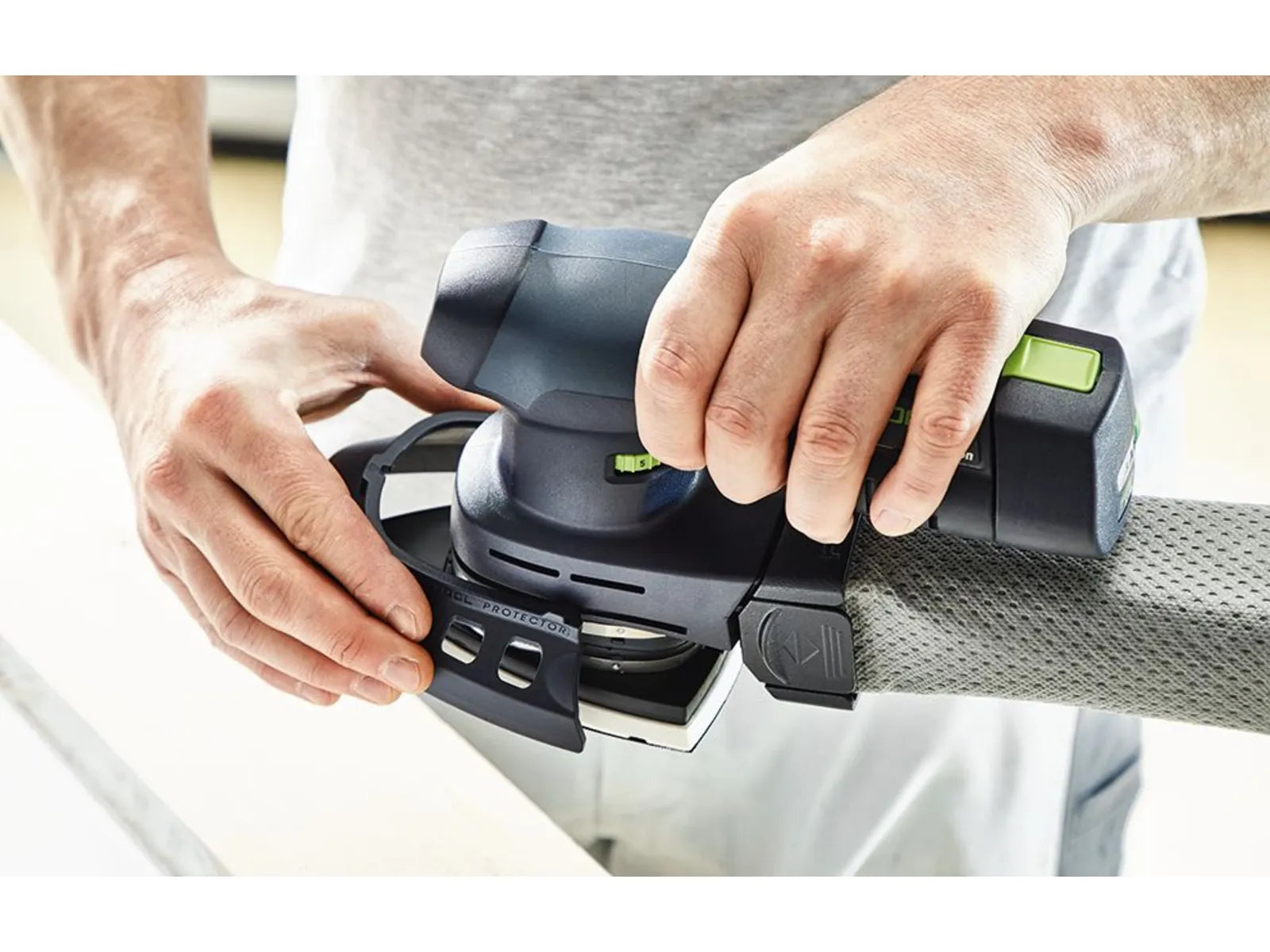 Ponceuse Delta Sans Fil Festool DTSC 400 - Numéro de Modèle 577507 - Puissante et Ergonomique - Image 6