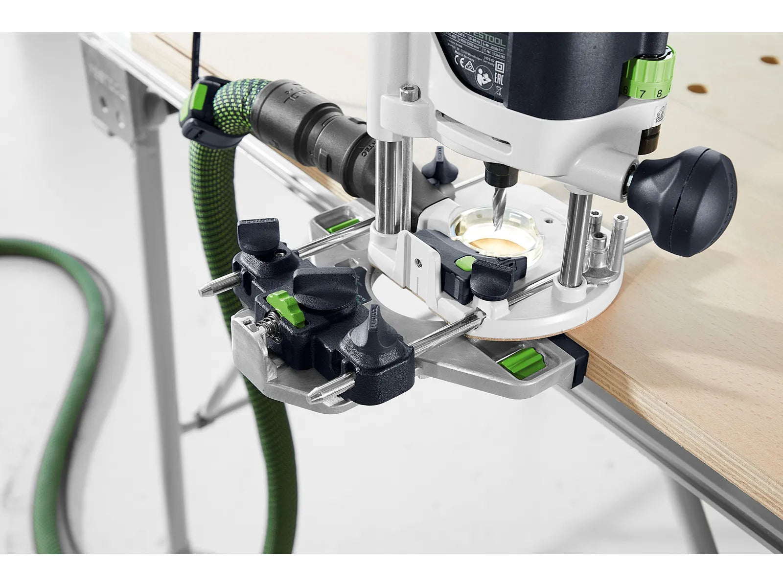 Festool OF 1010 R - Défonceuse Précise et Légère avec Éclairage LED et Système d'Aspiration Intégré - Image 7