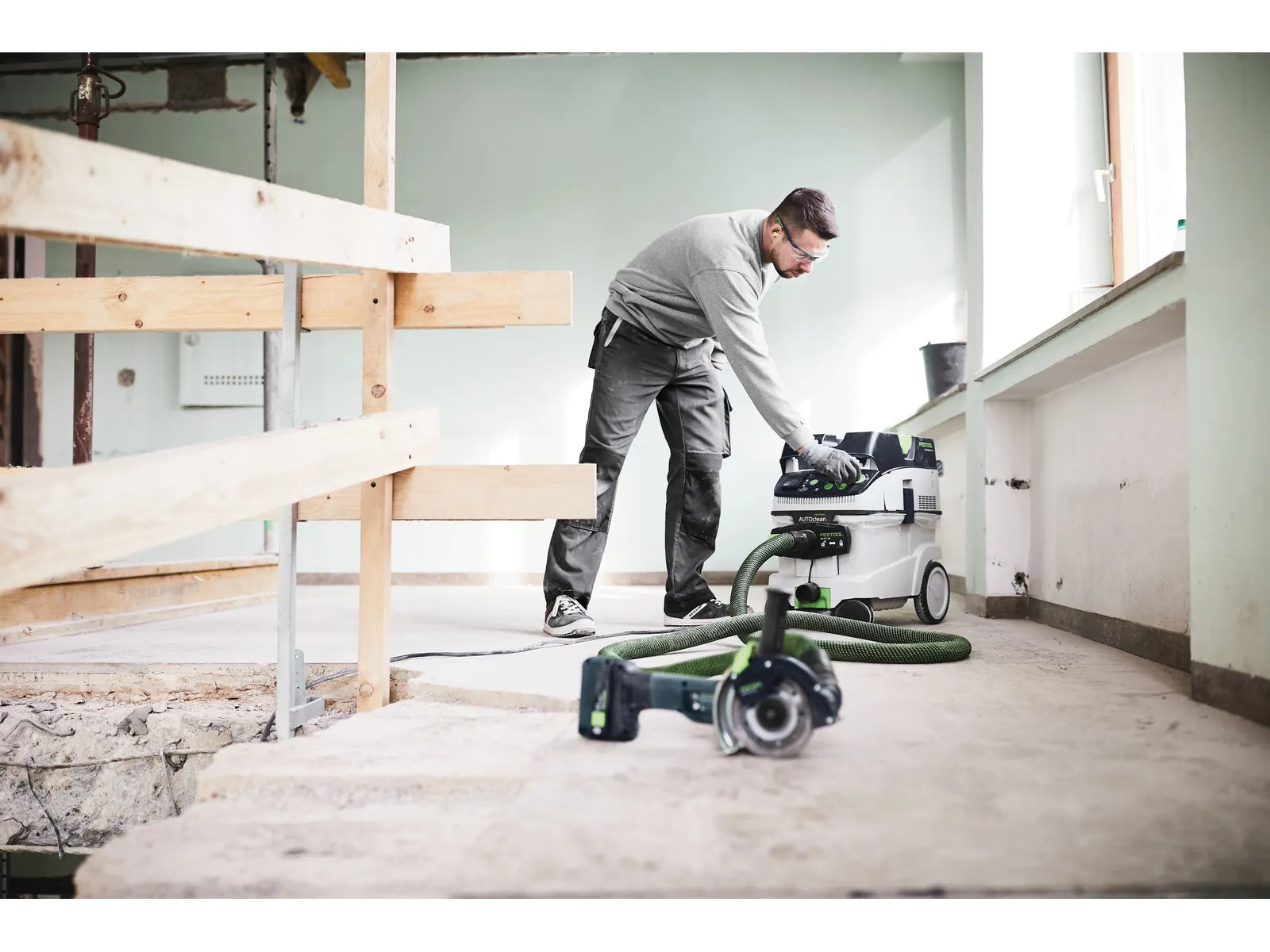 Système de Coupe à Main Levée Sans Fil DSC-AGC 18-125 FH EB-Basic de Festool - Numéro de Modèle 576829 - Image 2
