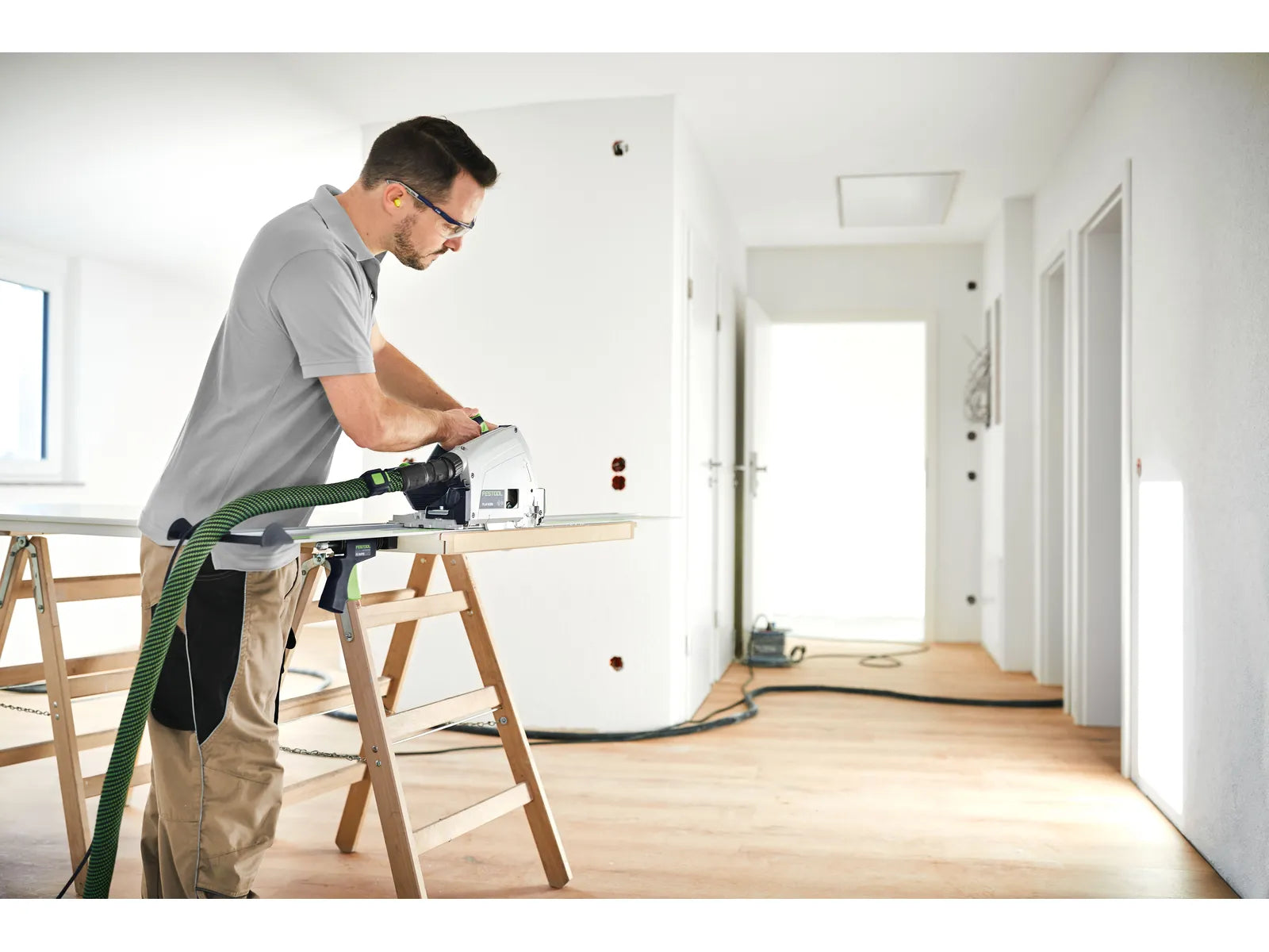 Scie Plongeante Festool TS 60 K 576721 - Profondeur de Coupe de 60 mm, Moteur EC-TEC, Système Anti-Rebond - Image 2