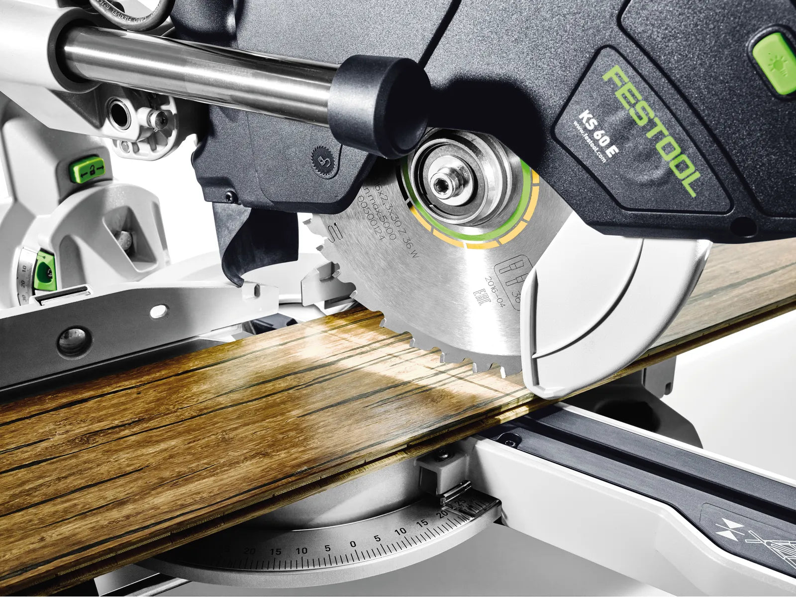 Scie à onglets radiale KAPEX KS 60 de Festool - Légère et Précise - Numéro de modèle 561683 - Image 3